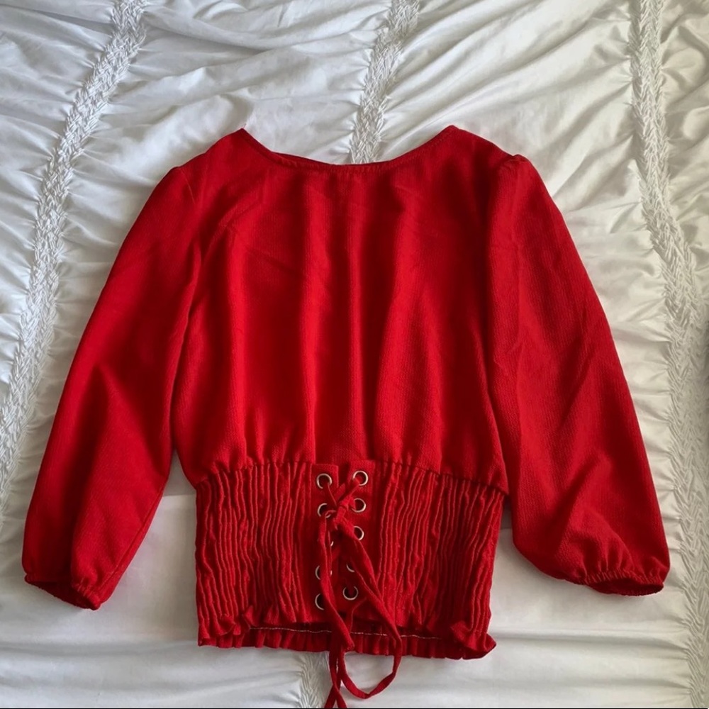 Red half sleeve crop top